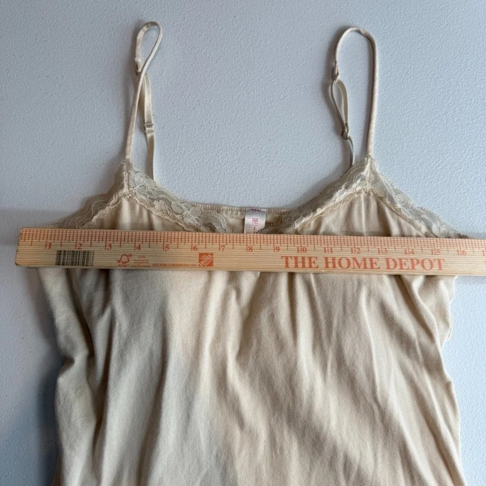 Womens Y2K Cami Tank Top 2XL Beige Lace Trim‎ Built In Bra Stretch Coquette